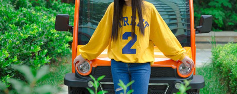 穿裙子可以穿运动鞋吗 真正时髦的人都穿裙子配运动鞋