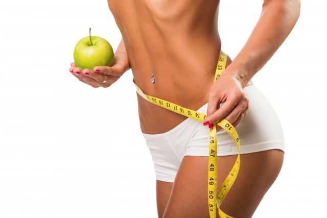 如何快速瘦肚子和腰，女生快速瘦腰和肚子方法