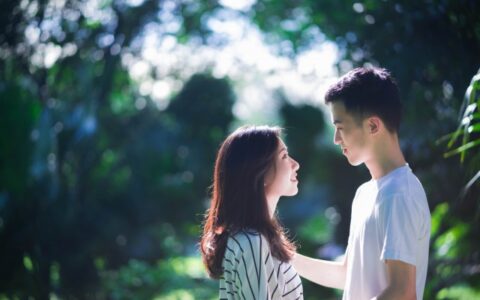 抓住男人心的技巧，四个小技巧教怎么抓住男人的心