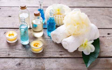 经常熬夜怎么护理皮肤，这4点让皮肤恢复光泽