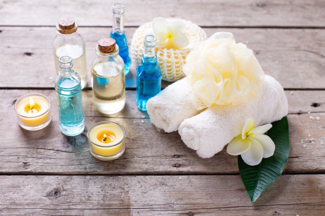 经常熬夜怎么护理皮肤，这4点让皮肤恢复光泽