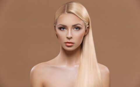 头发多的女生适合什么发型，头发多的女生适合的发型推荐