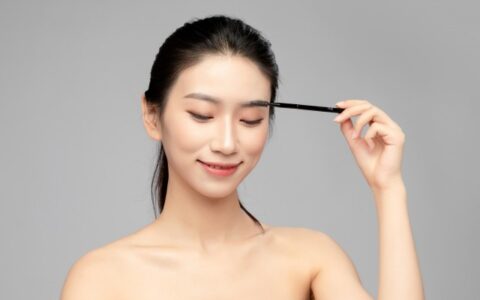 古风眼妆教程初学，古风眼妆怎么画