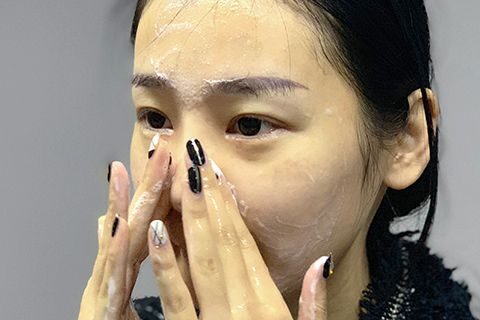 彩妆卸不干净怎么办 注意卸妆手法和步骤