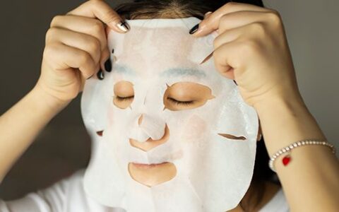 皮肤严重缺水怎么办 四招教你解决换季脸部干渴问题