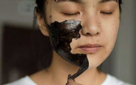 痘坑凹洞能自己修复吗 合理使用薰衣草精油加速修复