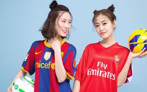 丸子头怎么扎好看显脸小 韩范又修颜的扎发技巧