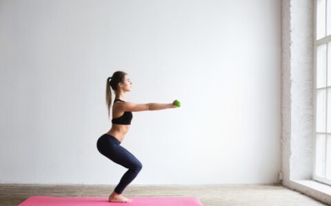 提臀的瑜伽动作，提臀的瑜伽动作都有哪些