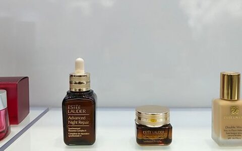 一套化妆品的使用顺序  精致女人的必备法宝