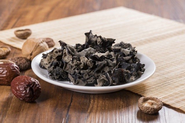 皮肤差毛孔粗大暗沉怎么办，皮肤差毛孔粗大暗沉如何改善