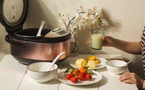 怎么瘦脸颊两侧的肉肉 瘦脸颊两侧肉肉的方法有哪些