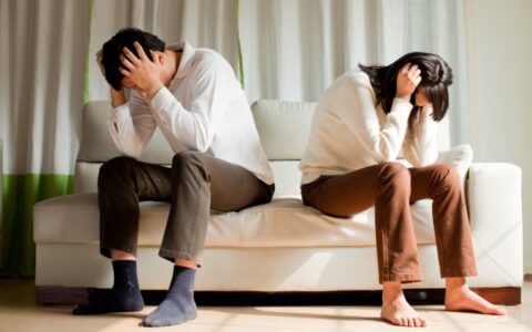 妻子有外遇该怎么挽回，妻子出轨了如何正确挽回