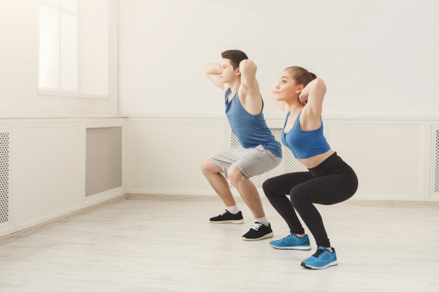健身房练臀的动作，4个动作让你翘臀更加丰满