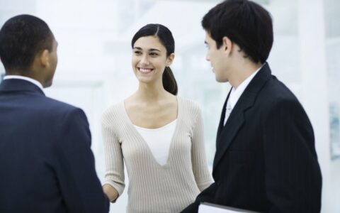 和同事怎么相处，和同事相处的4个方法