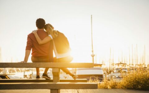 出轨男人回归家庭后的心理 出轨男人回归家庭后的心理都是怎样的