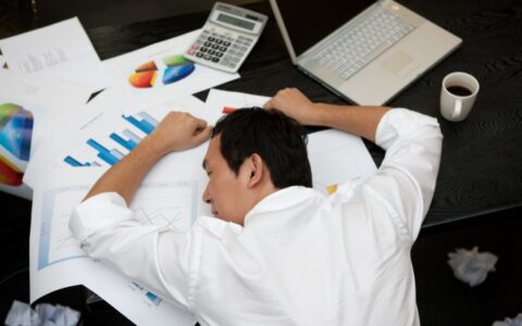 兄弟姐妹之间感情冷漠的原因，这3个理由很现实