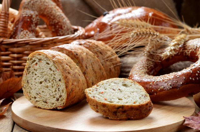 全麦面包真的能减肥吗，全麦面包的功效和作用