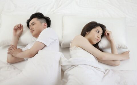 夫妻之间没有感情的表现，夫妻之间没有感情了会怎样