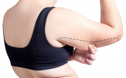 胳膊粗要怎么减下来，5个动作轻松练出纤细手臂