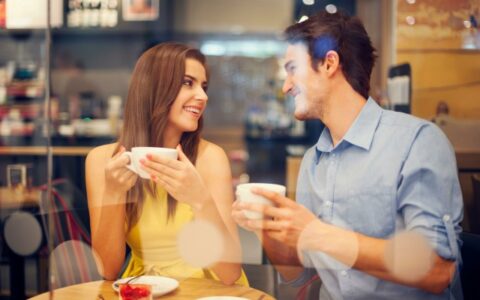 让男人死心塌地的4个绝招，让男人死心塌地的4个绝招等你查收