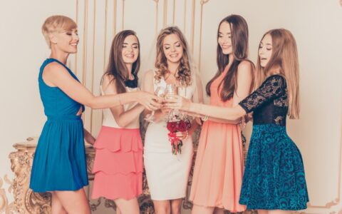 如何礼貌地疏远一个人 面对不喜欢的人如何礼貌远离