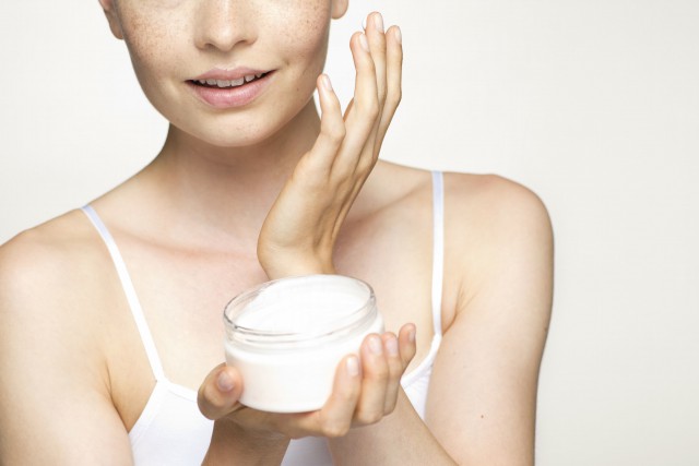 干性皮肤如何选护肤品 什么样的护肤产品适合干性皮肤
