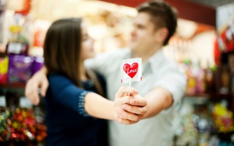 老婆出轨了该怎么处理才是最好的，处理婚姻出轨的最佳方式