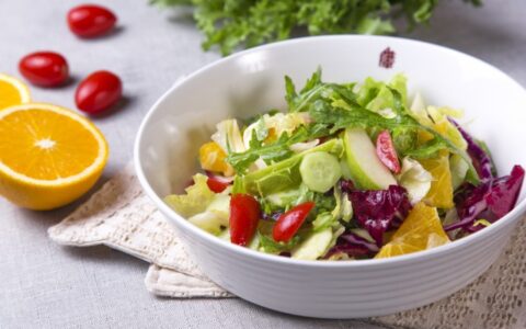 怎样保养皮肤不会变老，延缓衰老的基本皮肤护理方法