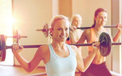 青春期健身影响长高吗，青春期锻炼肌肉会影响身高吗