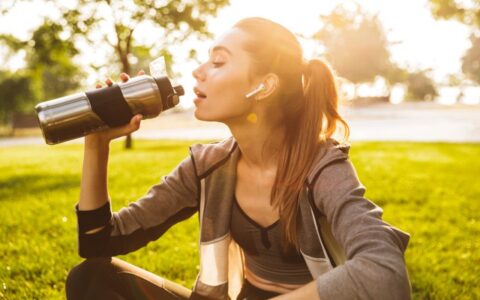 空腹可以健身吗，空腹健身挑战还是机会？