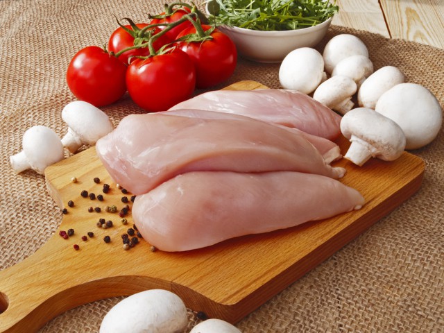 减肥低热量的鸡胸肉怎么做，瘦子天天吃的鸡胸肉料理