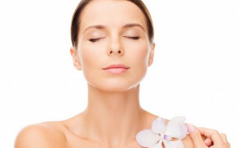 皮肤屏障受损怎么办，拯救干燥敏感肌的秘诀大揭秘！